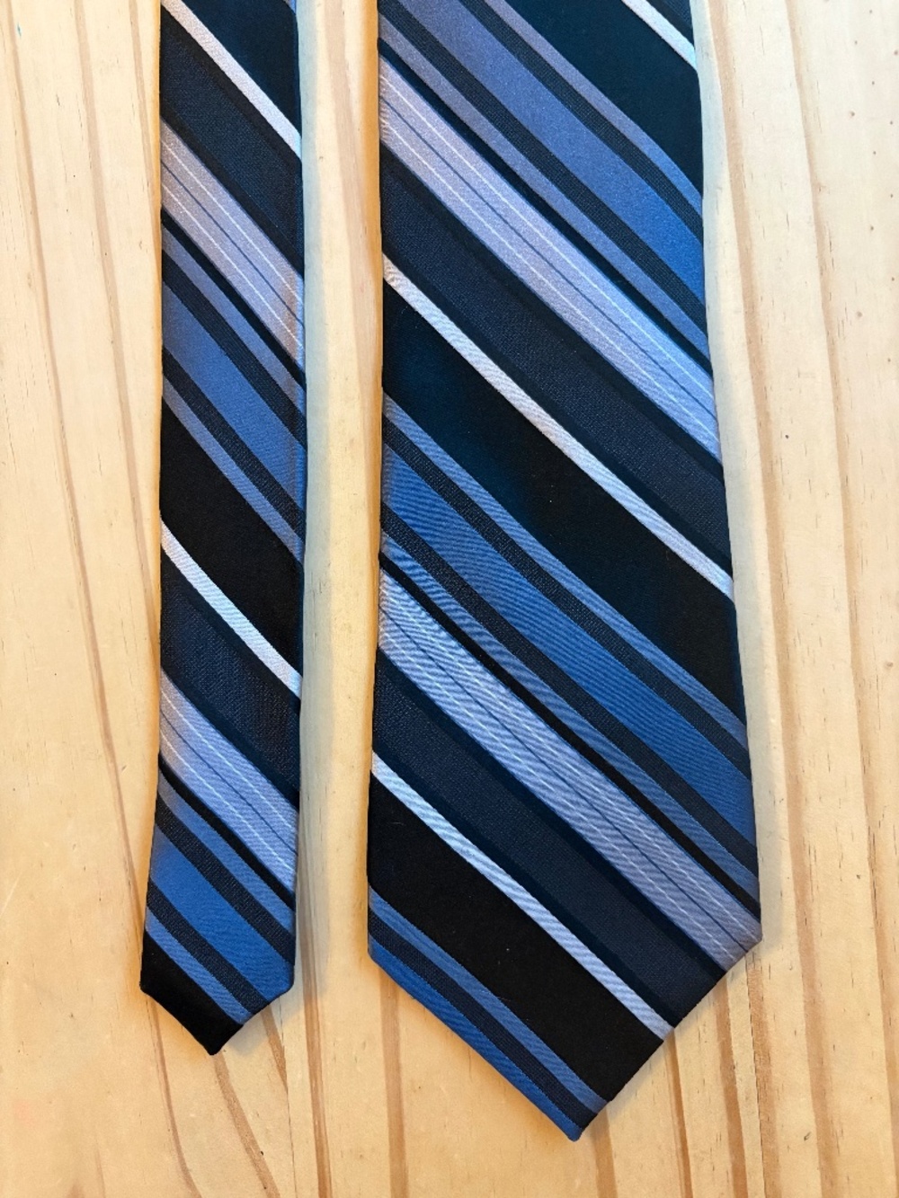 Perry Ellis Portfolio Men's Silk Striped Tie – Blue, Black & Grey